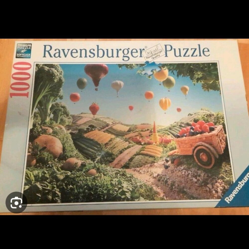 Excellent Condition Ravensburger 1000 piece puzzle